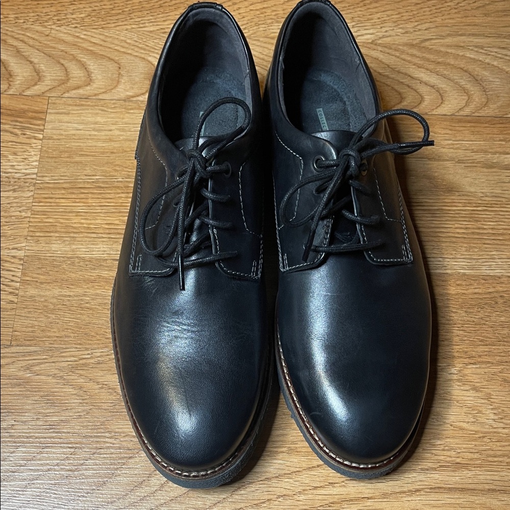 Clarks Men's Black Leather Derbys